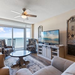 3BR Oceanfront Condo: Resort Amenities, with 3 Pools, Hot Tub, & More!
