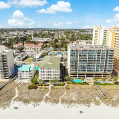 Verandas 305- Oceanfront 3BR Condo-Oceanfront Pool- Walk to Main Street