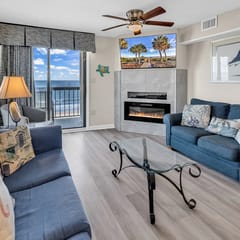 Waterpointe l Oceanfront l 3BR l Pools