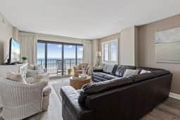 Oceanfront Luxury 3BR/2BA End Unit with Pool, Fitness Room and Hot Tubs. - Image 2