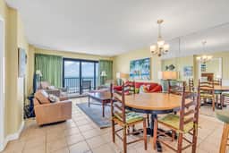 Oceanfront 3BR Condo l Springs Towers l Pool l - Image 3