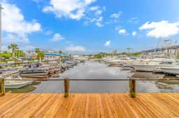 Harbourgate Marina l 2BR l Waterway View - Image 2