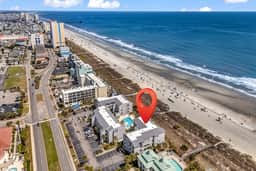 Newly Renovated Oceanfront 3BR | Top Floor - Image 3
