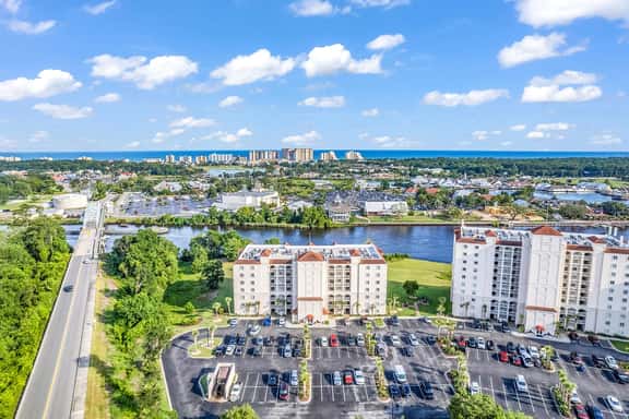 Yacht Club Villas l Barefoot Towers l ICW - Image 1