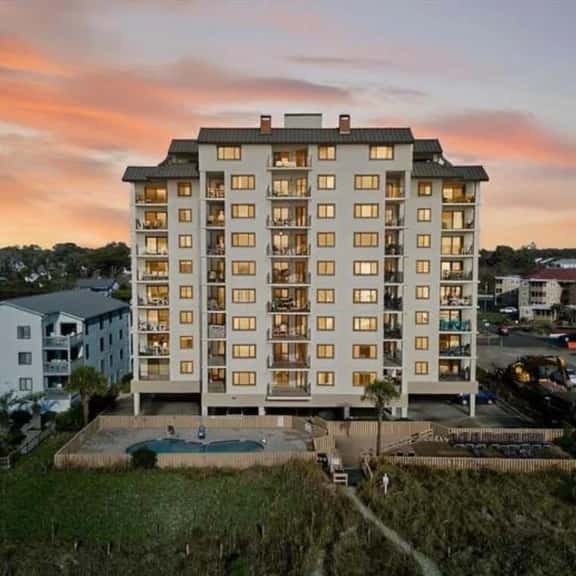 Xanadu III l Ocean front l 1BR Condo l Pool - Image 1