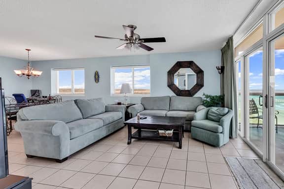 Oceanfront 4BR/3BA Luxury Condo in the Laguna Keys in Cherry Grove - Image 5