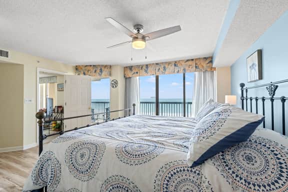 Luxury Oceanfront 5BR Condo l Windy Hill l Pool - Image 2