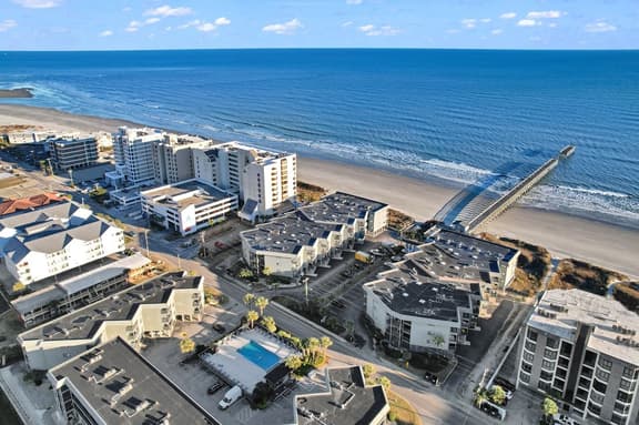 Oceanview 2B/2B SC110 Updated Condo with Private Beach Walkway and Pool - Image 1