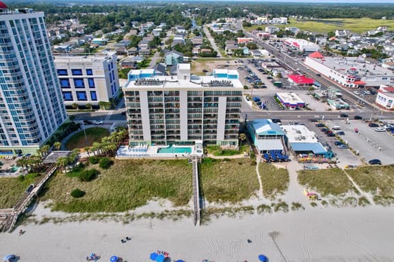 Oceanfront 3BR/2BA Condo at Springs Towers 603 Pool. Hot Tubs & Fitness Room - Image 1